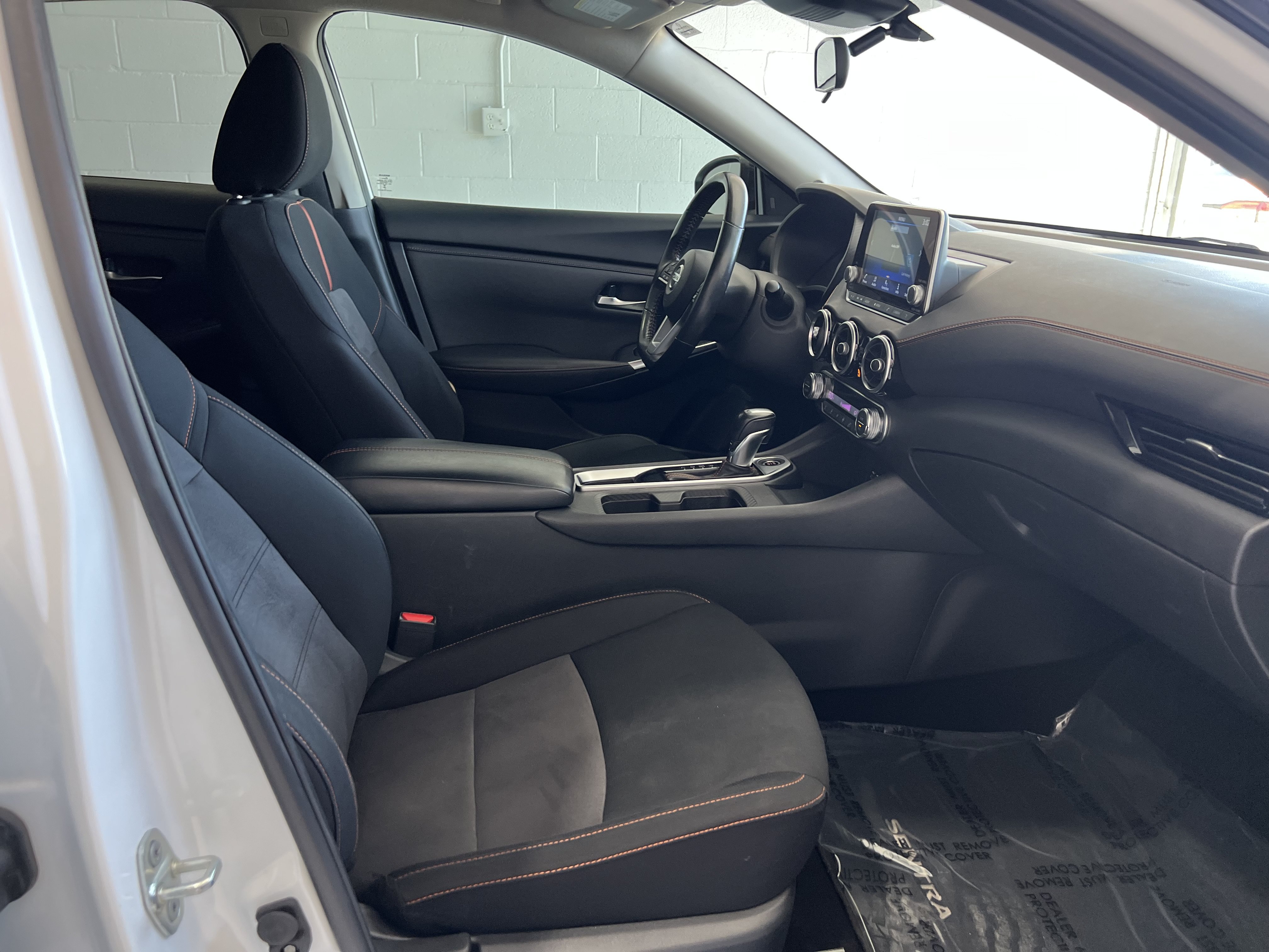 Used 2023 Nissan Sentra SR FWD image 6