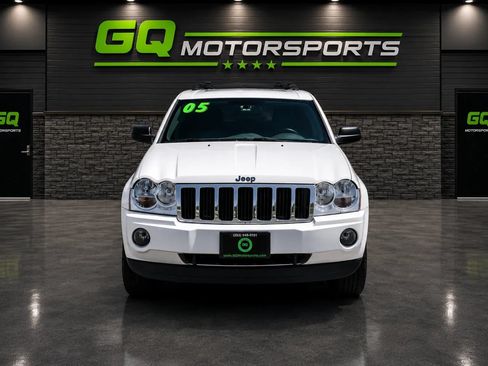 Used 2005 Jeep Grand Cherokee Limited AWD/4WD image 2