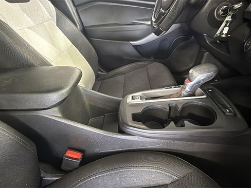 Certified 2024 Chevrolet Trax RS w/ Driver Confidence Package image 49