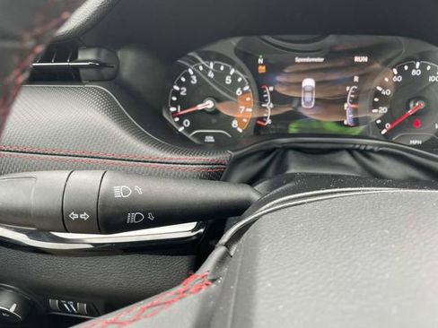 Used 2024 Jeep Compass Trailhawk image 39