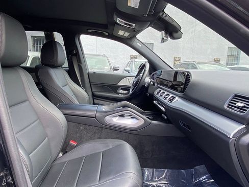 Used 2025 Mercedes-Benz GLE 350 4MATIC image 30
