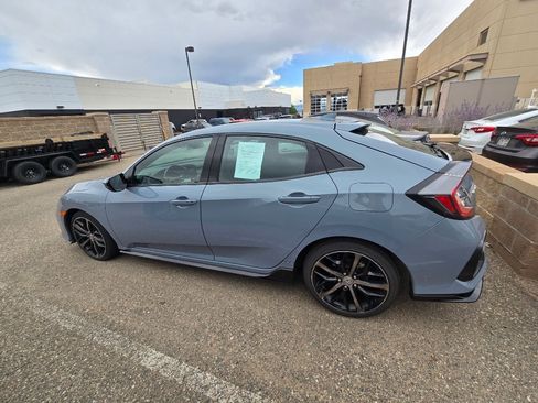 Used 2021 Honda Civic Sport image 2