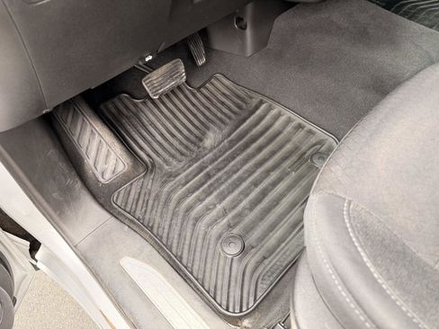 Used 2019 Chevrolet Silverado 1500 LT w/ All-Star Edition AWD/4WD image 18