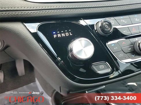 New 2025 Chrysler Pacifica Select image 20