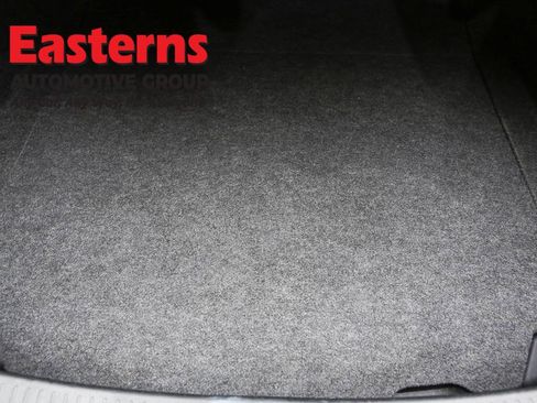 Used 2025 Toyota Corolla SE image 9