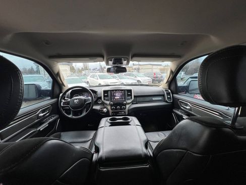 Used 2019 RAM 1500 Laramie AWD/4WD image 12