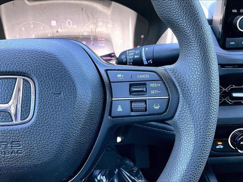 Used 2024 Honda Accord EX image 12