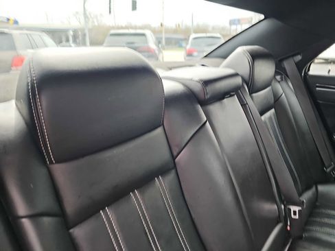 Used 2021 Chrysler 300 S image 47