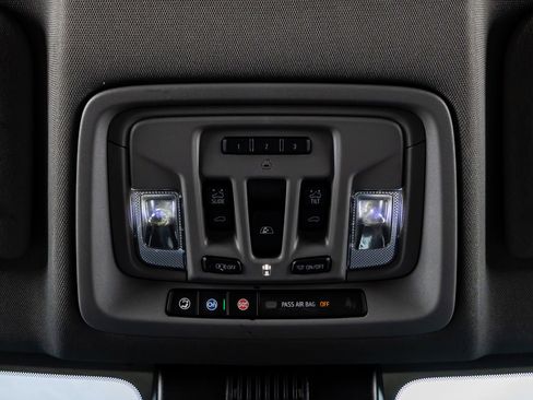 Used 2024 GMC Sierra 1500 SLT w/ SLT Premium Plus Package image 29