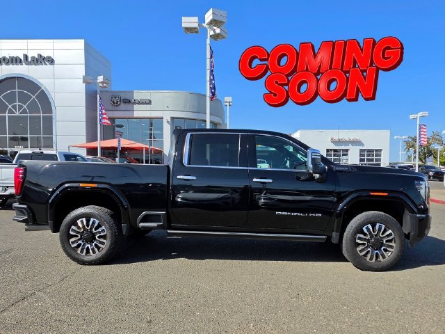 Used 2024 GMC Sierra 3500 Denali Ultimate AWD/4WD image 2