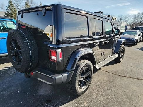 Used 2021 Jeep Wrangler Unlimited Sahara image 7