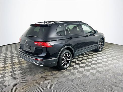 Used 2024 Volkswagen Tiguan S image 7