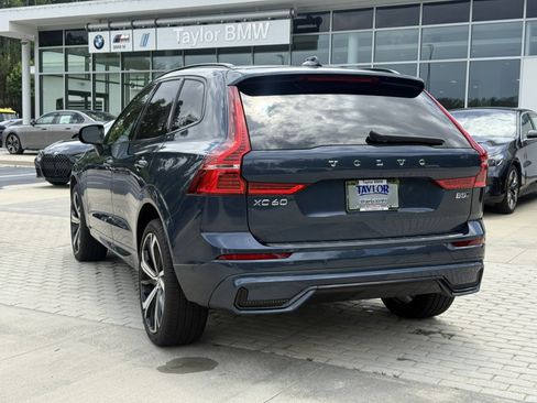 Used 2025 Volvo XC60 B5 Ultra w/ Protection Package Premier AWD/4WD image 4