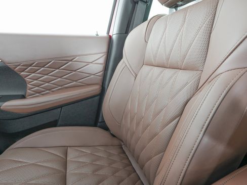 Used 2025 Mitsubishi Outlander SEL image 31