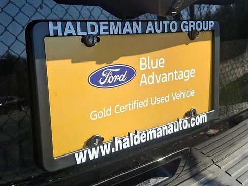 Used 2023 Ford Expedition XLT image 10