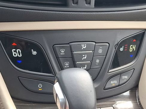 Used 2019 Buick Envision Premium w/ LPO, Cargo Package AWD/4WD image 16
