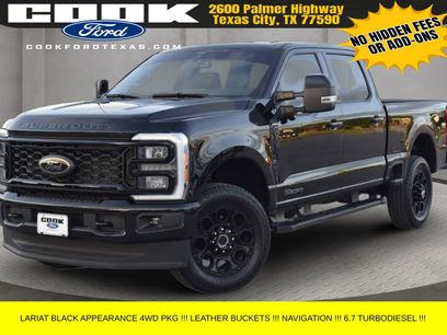 Used 2025 Ford F250 Lariat w/ Black Appearance Package