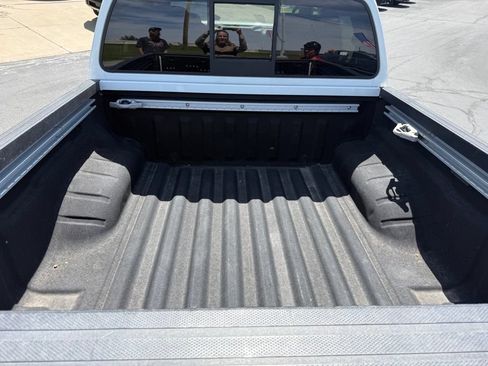Used 2022 Nissan Frontier PRO-4X AWD/4WD image 11
