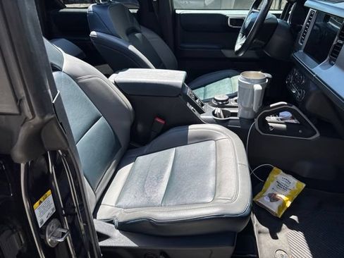 Used 2021 Ford Bronco Outer Banks AWD/4WD image 14