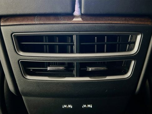Used 2019 Tesla Model X Long Range AWD/4WD image 19