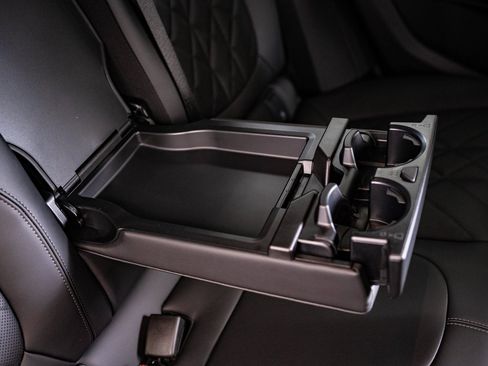 New 2026 BMW X6 xDrive40i w/ Climate Comfort Package image 51