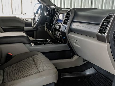 Used 2022 Ford F250 XLT w/ XLT Value Package AWD/4WD image 12