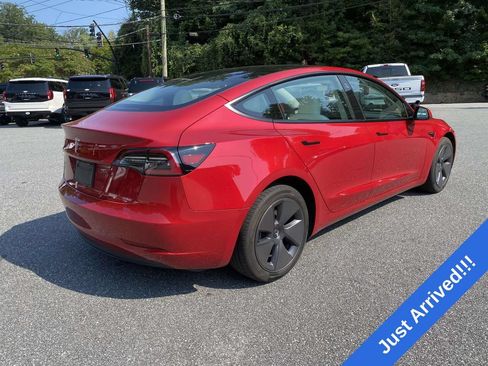 Used 2023 Tesla Model 3 Standard Range RWD image 7