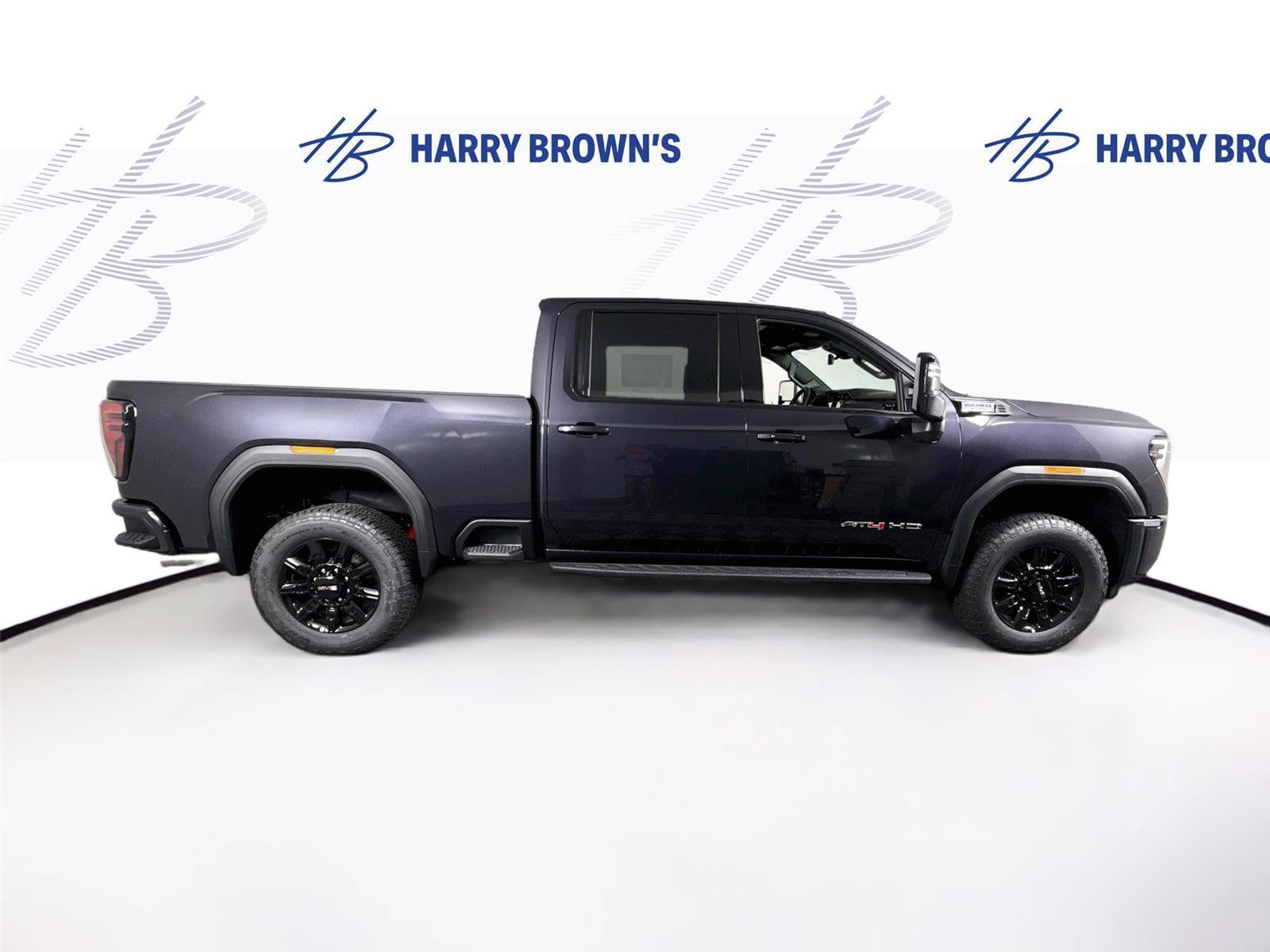 New 2026 GMC Sierra 3500 AT4 w/ AT4 Premium Plus Package AWD/4WD image 34