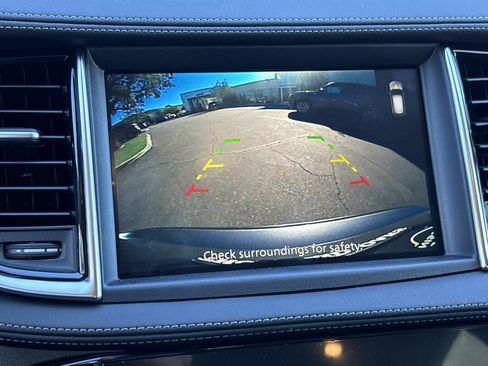 New 2025 INFINITI QX50 Luxe image 16