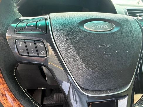 Used 2016 Ford Explorer Platinum AWD/4WD image 47
