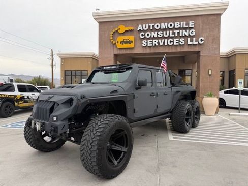 Used 2023 Jeep Gladiator Willys image 1