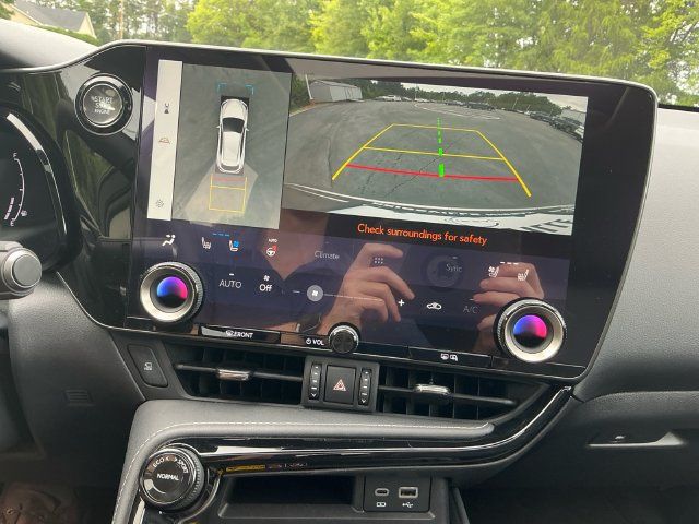 Used 2025 Lexus NX 350 AWD w/ Cold Area Package image 21