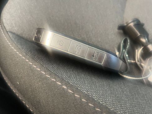 Used 2025 Kia K4 LXS image 21