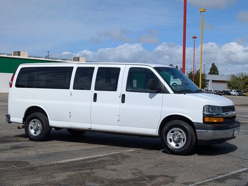 Used 2018 Chevrolet Express 3500 LT w/ LT Preferred Equipment Group image 1