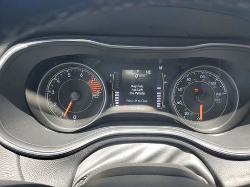 Used 2021 Jeep Cherokee Latitude Lux image 17