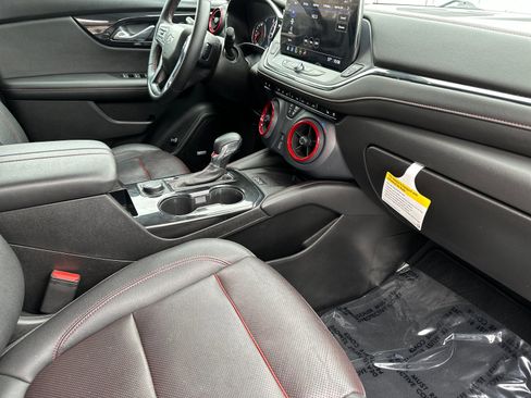 Used 2023 Chevrolet Blazer RS w/ Enhanced Convenience Package image 16