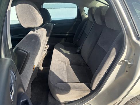 Used 2011 Chevrolet Impala LT image 8