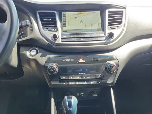 Used 2016 Hyundai Tucson Limited FWD image 16