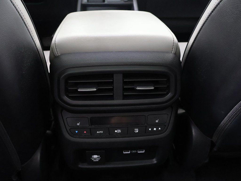 Used 2023 Honda Pilot Elite image 56
