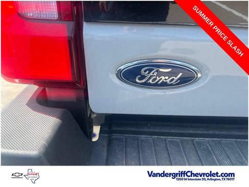 Used 2026 Ford F450 Platinum w/ FX4 Off-Road Package AWD/4WD image 11
