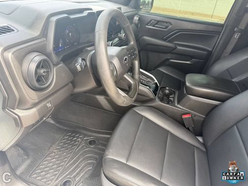 Certified 2024 Chevrolet Colorado Trail Boss w/ Advanced Trailering Package AWD/4WD image 21