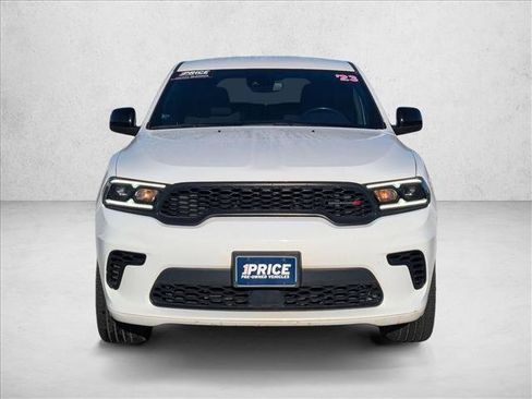 Used 2023 Dodge Durango GT image 2