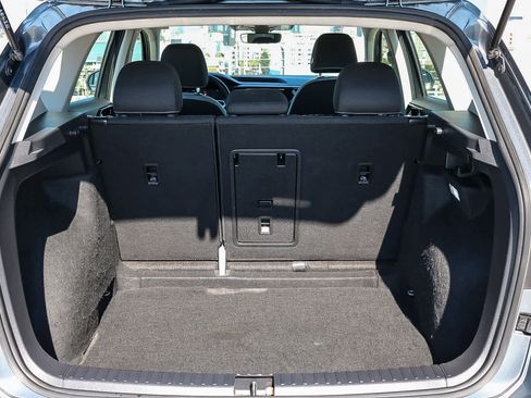 Used 2024 Volkswagen Taos S image 27