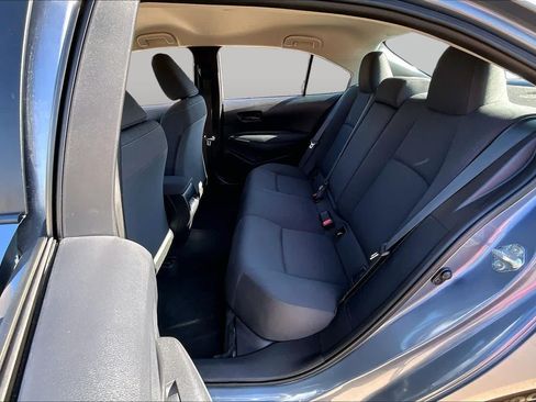 Used 2025 Toyota Corolla LE FWD image 19