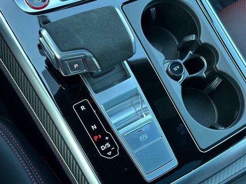 New 2026 Audi RS Q8 performance image 21