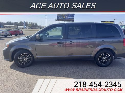 Used 2018 Dodge Grand Caravan GT FWD image 5