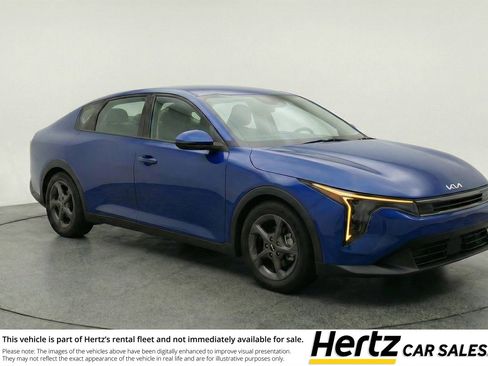 Used 2025 Kia K4 FWD image 1