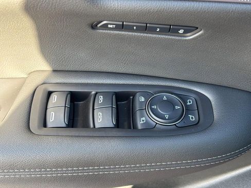 Used 2024 Cadillac XT6 Sport w/ Technology Package image 25