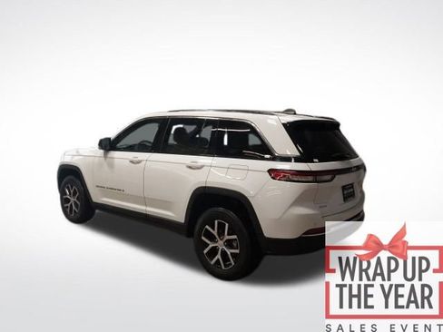 Used 2023 Jeep Grand Cherokee Limited w/ Luxury Tech Group II image 26