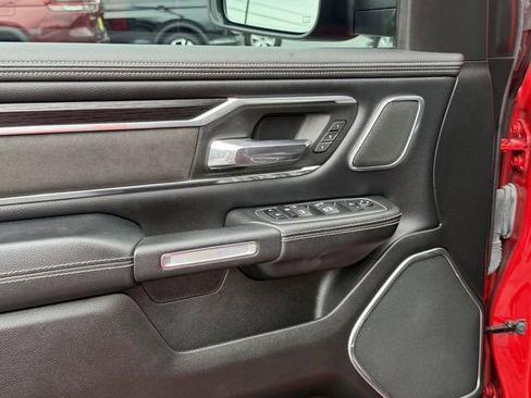 Used 2023 RAM 1500 Laramie AWD/4WD image 12